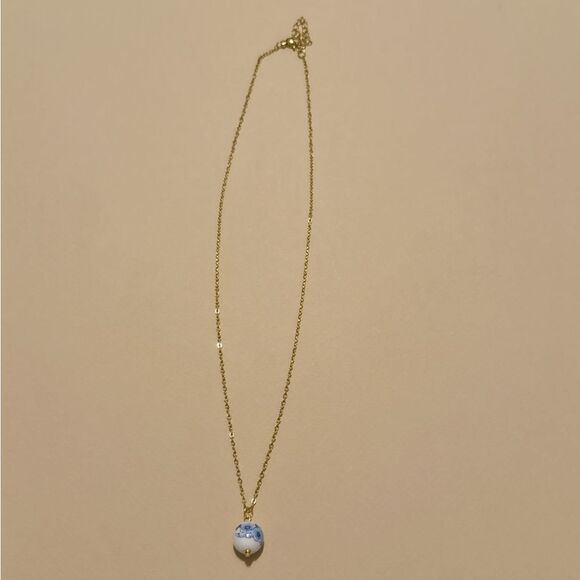 Elegant Gold Necklace with Blue and White Pendant S915 - Picture 2 of 4